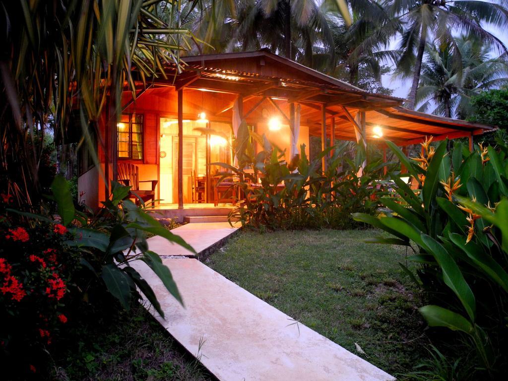 Casas Pelicano Playa Junquillal Room photo